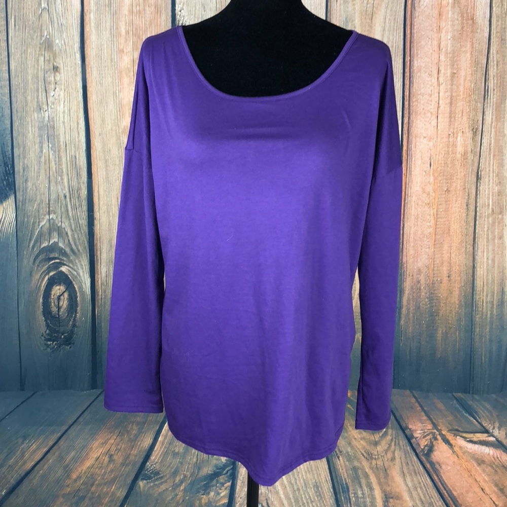 97% polyester - Picture 3 of 5